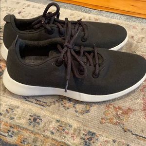 Women’s all birds wool runners